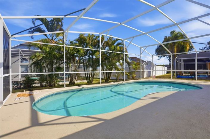 Image No.37-3 Bed Property for sale