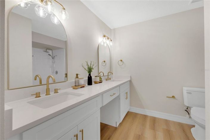 Image No.17-3 Bed Property for sale