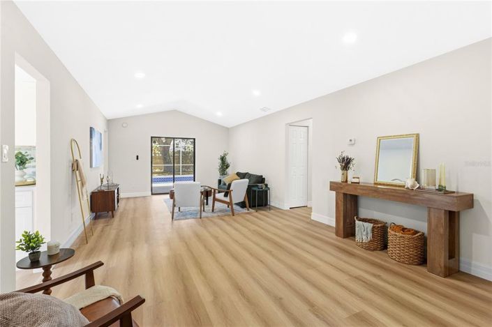 Image No.5-3 Bed Property for sale