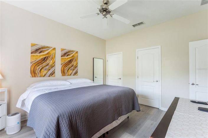 Image No.32-4 Bed Townhouse for sale