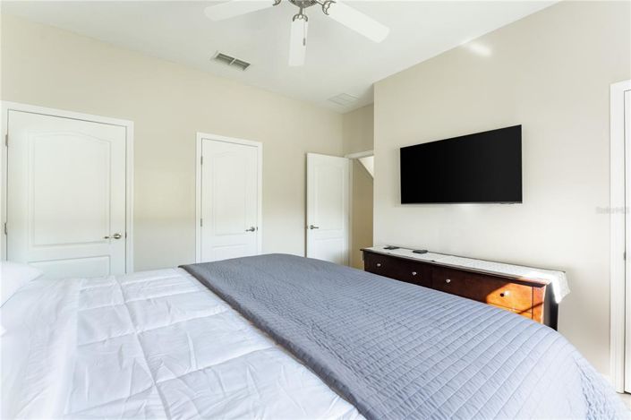 Image No.33-4 Bed Townhouse for sale