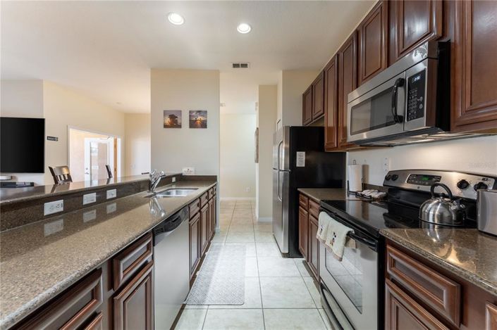 Image No.39-4 Bed Townhouse for sale