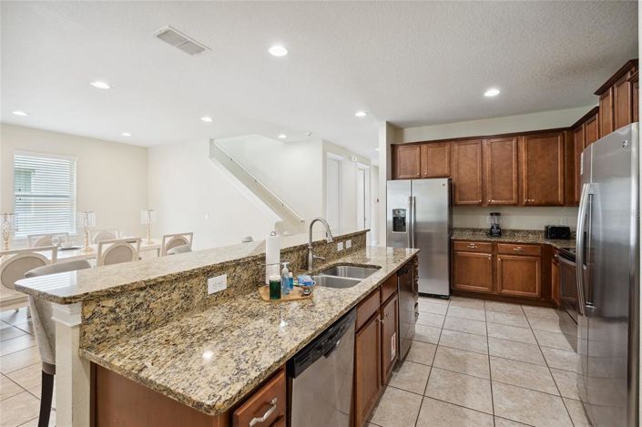 Image No.5-10 Bed Property for sale