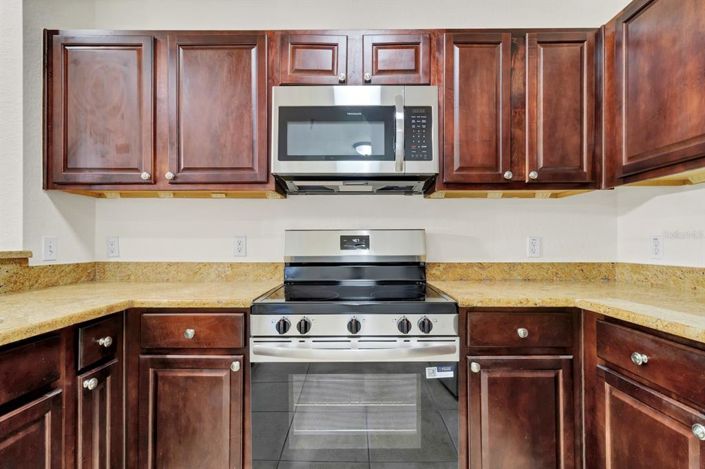 Image No.4-2 Bed Property for sale