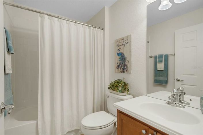 Image No.27-3 Bed Property for sale