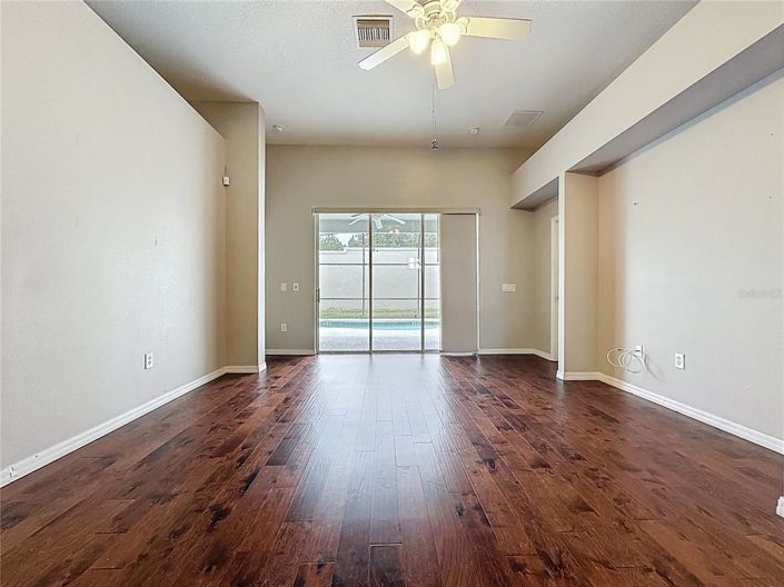 Image No.15-4 Bed Property for sale