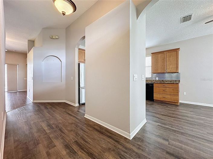 Image No.16-4 Bed Property for sale