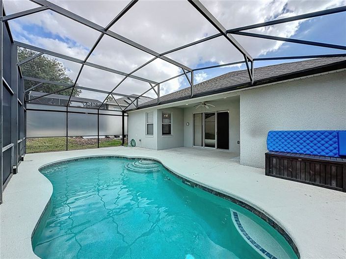 Image No.2-4 Bed Property for sale