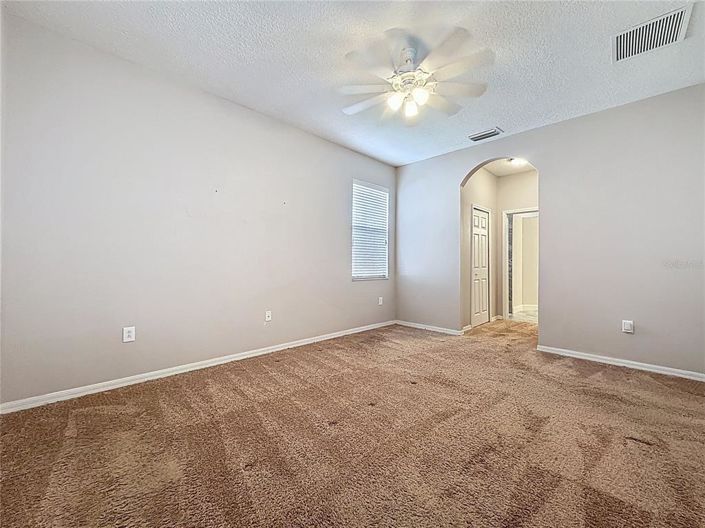 Image No.30-4 Bed Property for sale