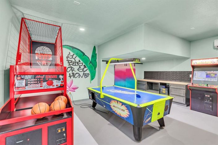 Image No.32-5 Bed Property for sale