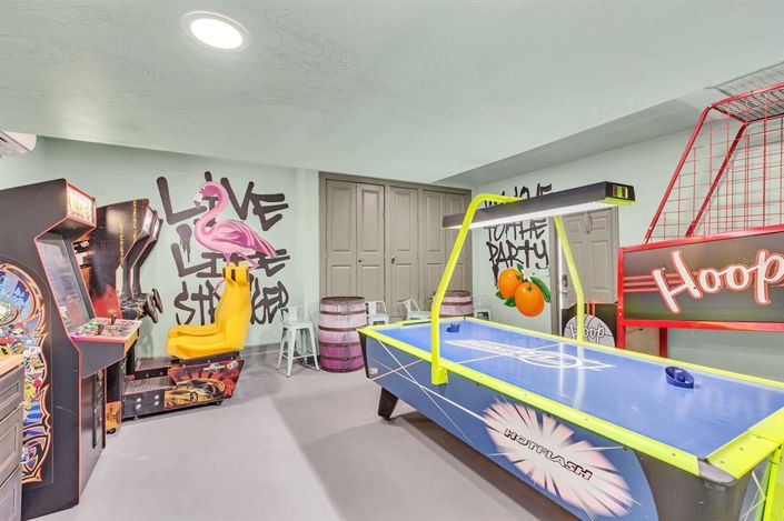 Image No.34-5 Bed Property for sale