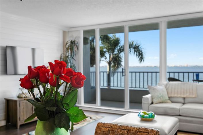 Image No.8-3 Bed Property for sale