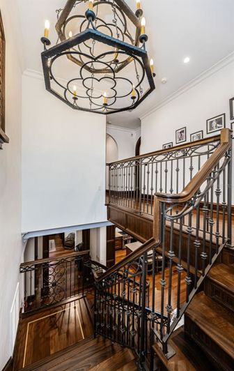 Image No.47-5 Bed Property for sale