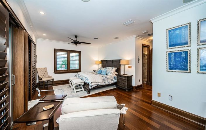 Image No.57-5 Bed Property for sale