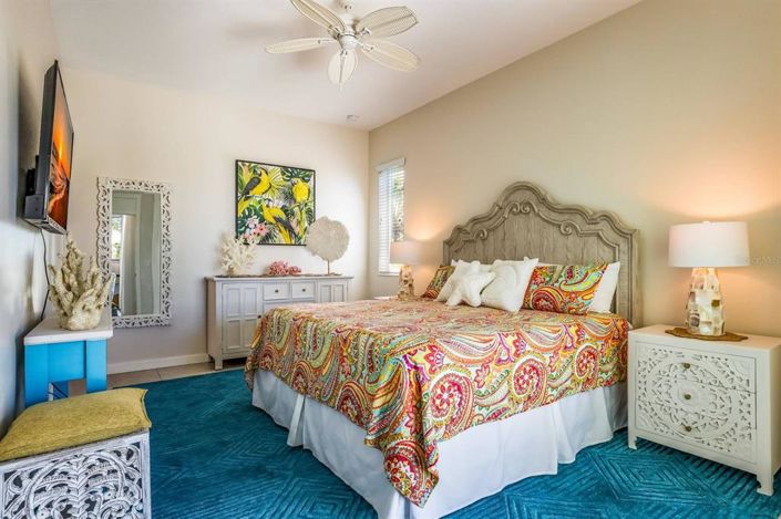 Image No.26-5 Bed Property for sale