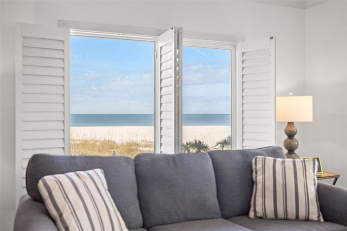 Image No.15-2 Bed Property for sale