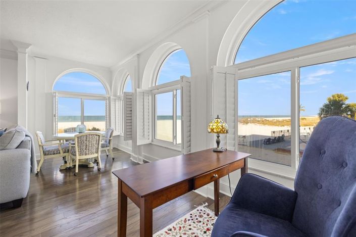 Image No.20-2 Bed Property for sale