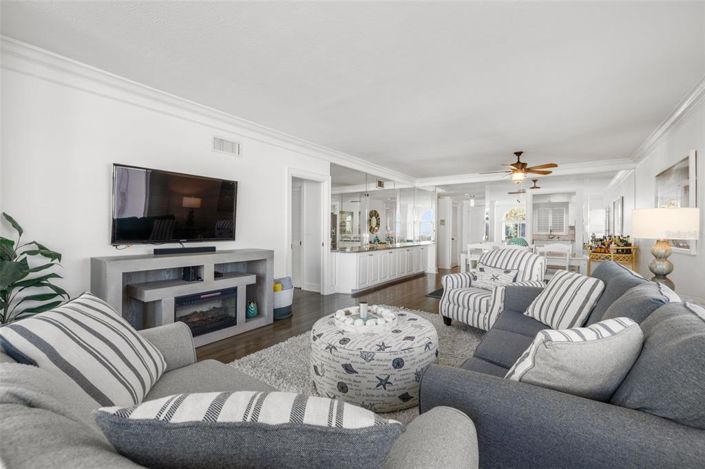 Image No.21-2 Bed Property for sale