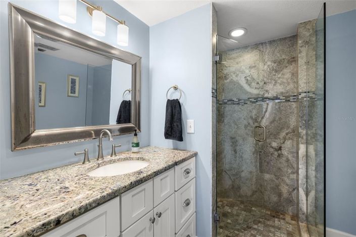 Image No.37-2 Bed Property for sale