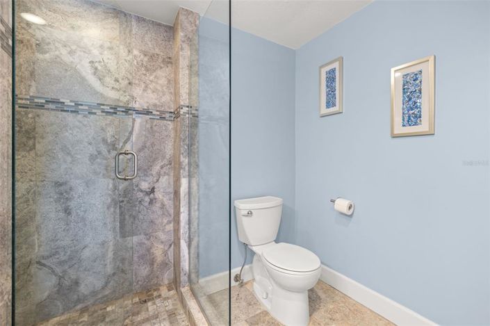 Image No.39-2 Bed Property for sale