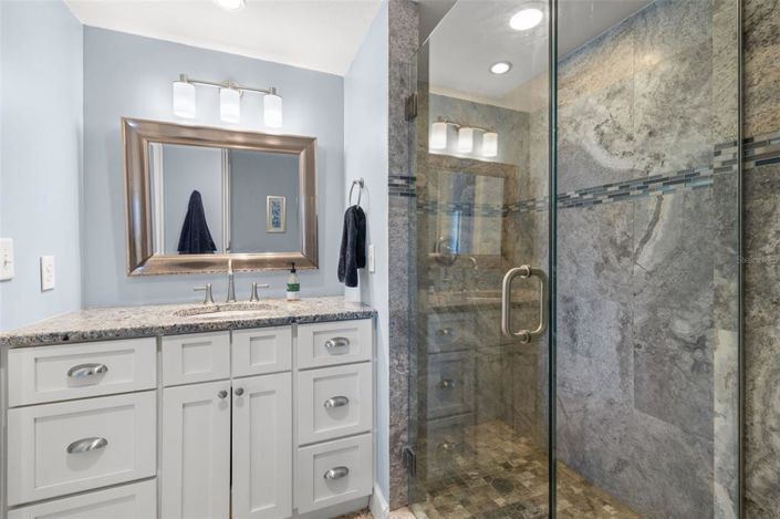 Image No.40-2 Bed Property for sale