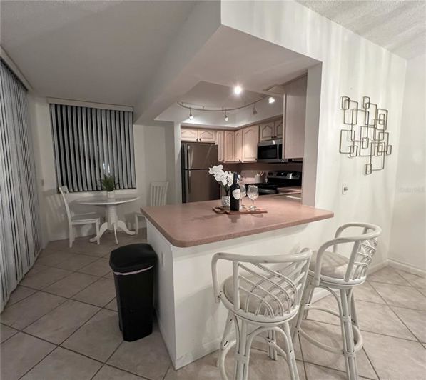 Image No.8-2 Bed Property for sale