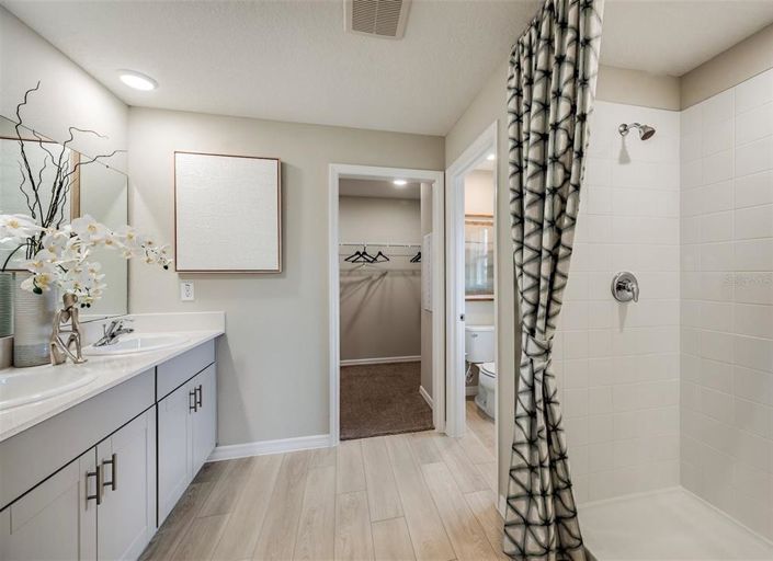 Image No.5-Propriété de 4 chambres à vendre à Davenport