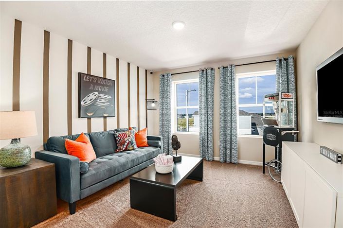 Image No.12-5 Bed Property for sale