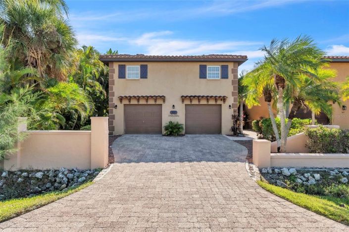 Image No.3-3 Bed Property for sale