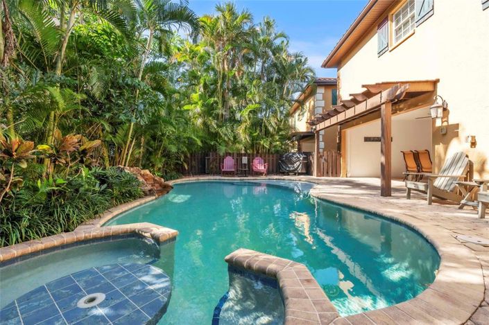 Image No.30-3 Bed Property for sale