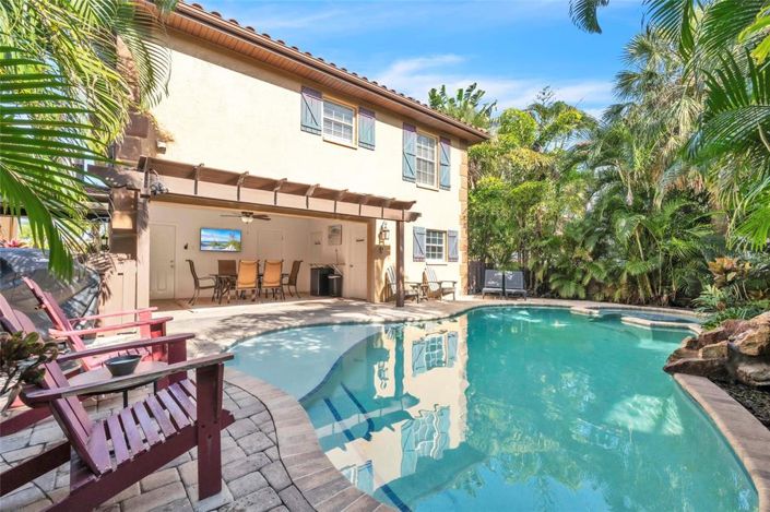 Image No.30-3 Bed Property for sale