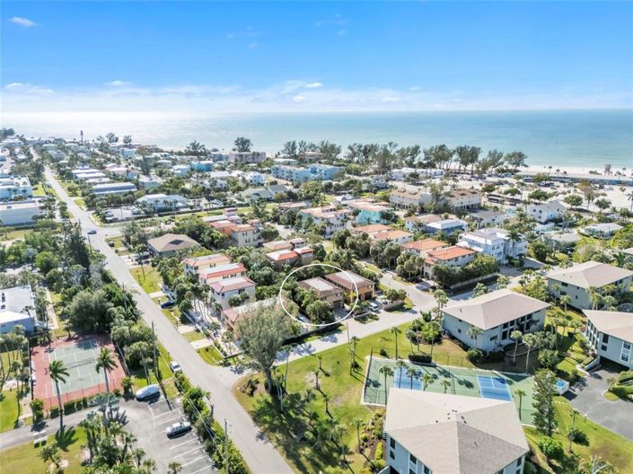 Image No.34-3 Bed Property for sale