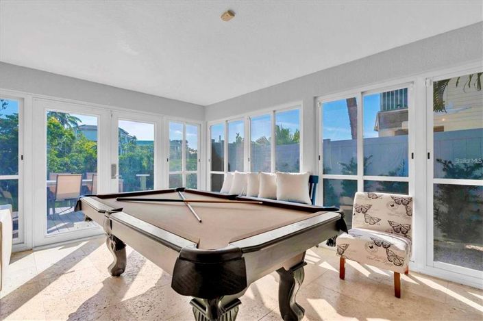 Image No.17-3 Bed Property for sale