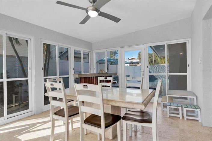 Image No.18-3 Bed Property for sale