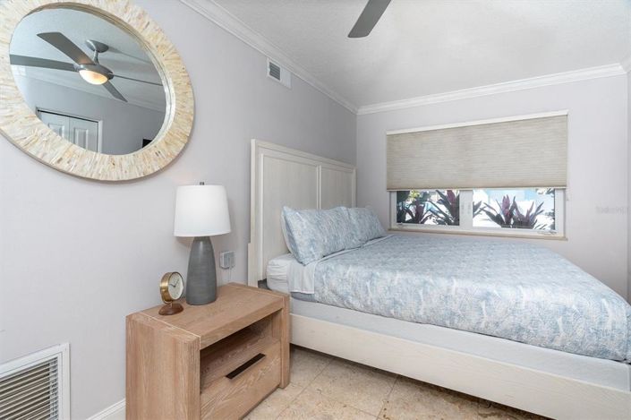 Image No.28-3 Bed Property for sale