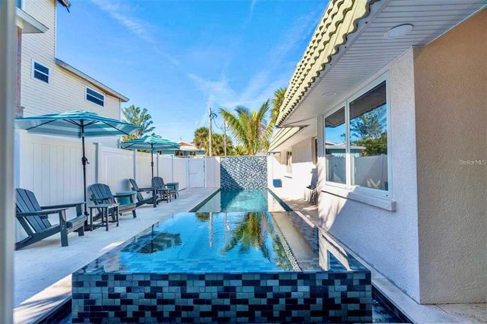 Image No.4-3 Bed Property for sale