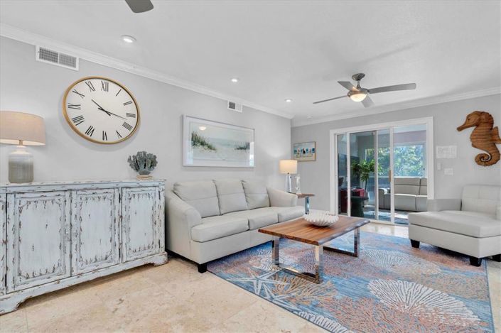 Image No.8-3 Bed Property for sale