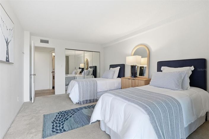 Image No.33-3 Bed Property for sale