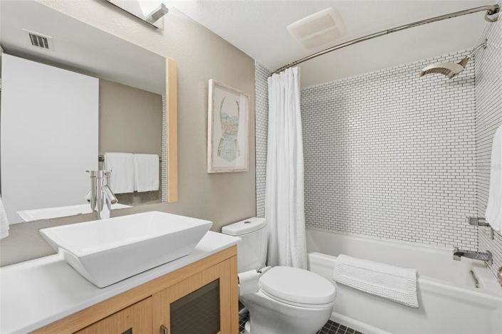 Image No.34-3 Bed Property for sale