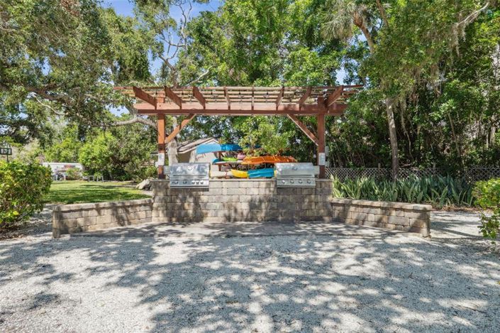 Image No.50-3 Bed Property for sale