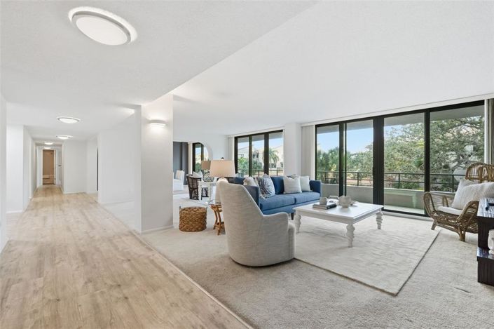 Image No.6-3 Bed Property for sale