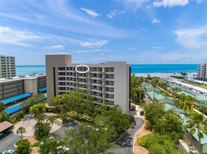 Image No.2-Propriété de 3 chambres à vendre à Sarasota