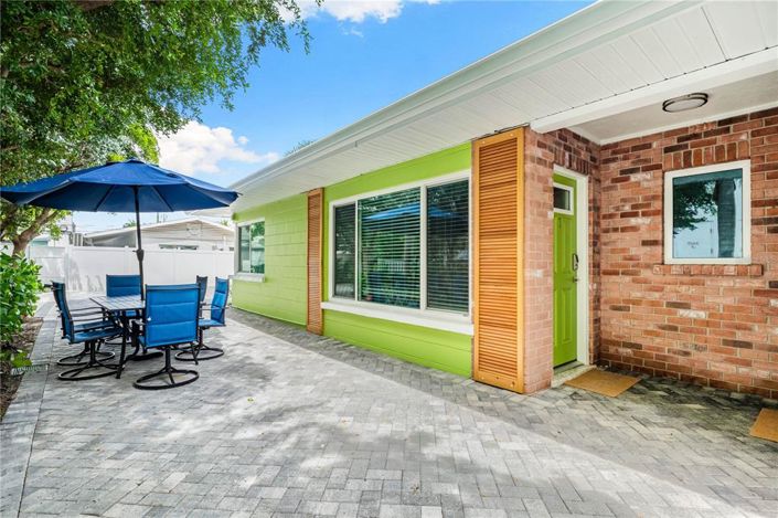 Image No.8-Propriété de 4 chambres à vendre à Sarasota