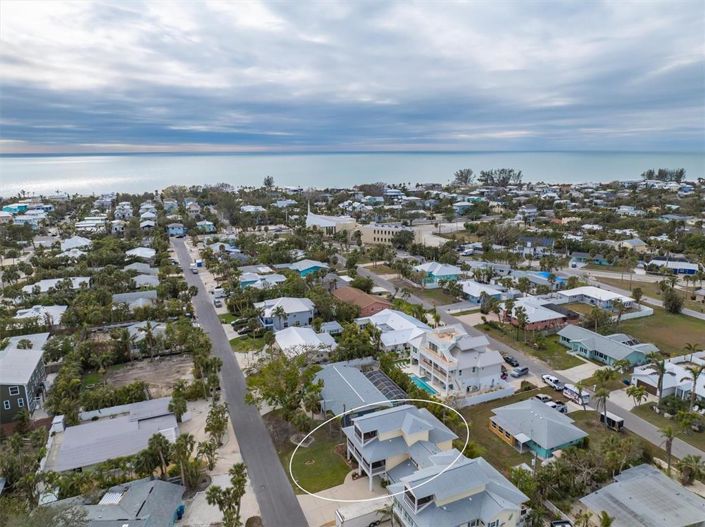 Image No.33-3 Bed Property for sale