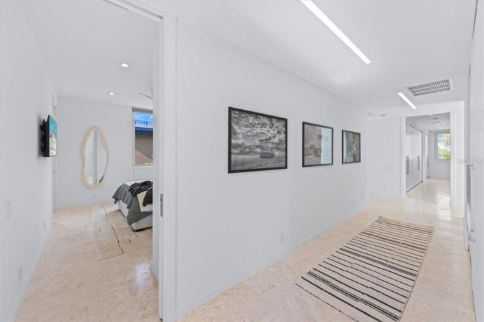 Image No.33-3 Bed Property for sale