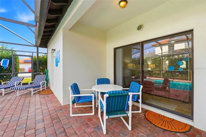 Image No.37-4 Bed Property for sale