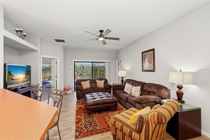 Image No.9-4 Bed Property for sale