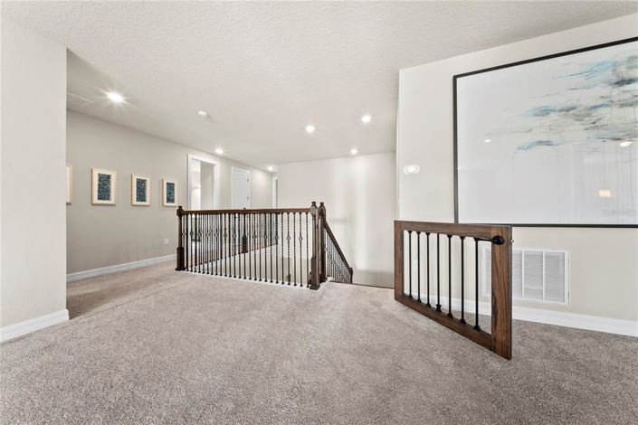 Image No.34-6 Bed Property for sale