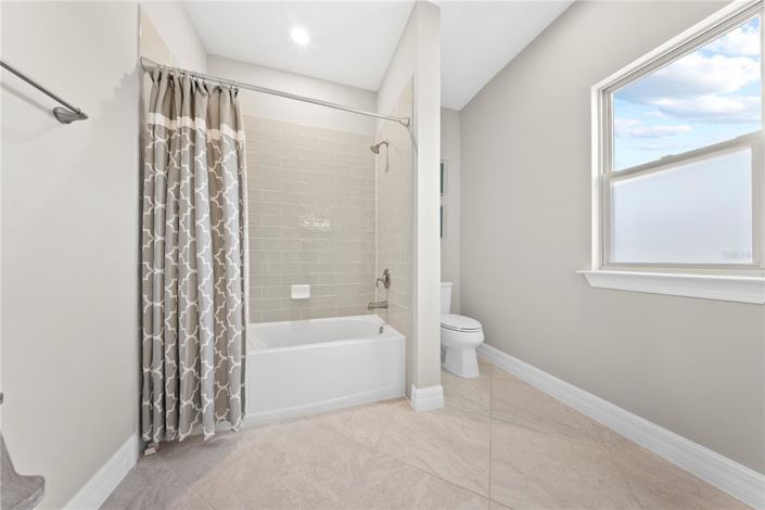 Image No.43-6 Bed Property for sale