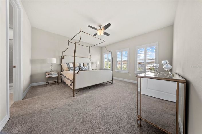 Image No.53-6 Bed Property for sale